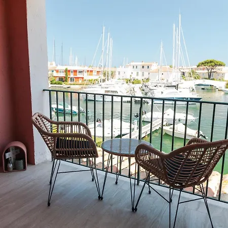 Apartment Terracotta With A View Grimaud
